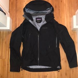 Men’s XS Patagonia rain jacket